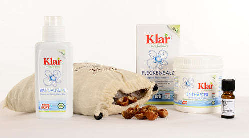 Präsentation: Sack mit Nüssen, Klar Produkte und ätherisch Öle